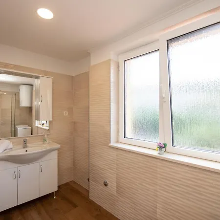 Apartment In With Seaview, Balcony, Air Condition, Wifi 5025-4