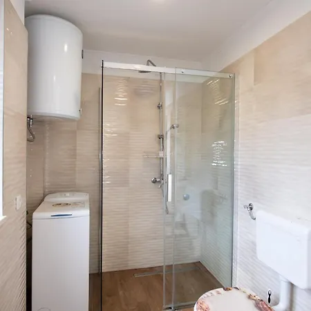 In With Seaview, Balcony, Air Condition, Wifi 5025-4 * Ika