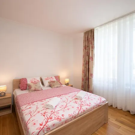 Apartment In With Seaview, Balcony, Air Condition, Wifi 5025-4