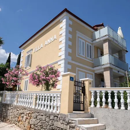 In With Seaview, Balcony, Air Condition, Wifi 5025-4 * Ika