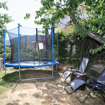 In With Seaview, Balcony, Air Condition, Wifi 5025-4 Apartment Ika